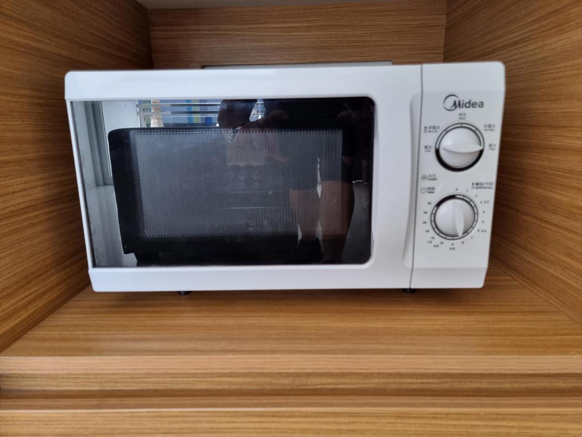 Chequers Suites Subic Bay Olongapo Bagian luar foto