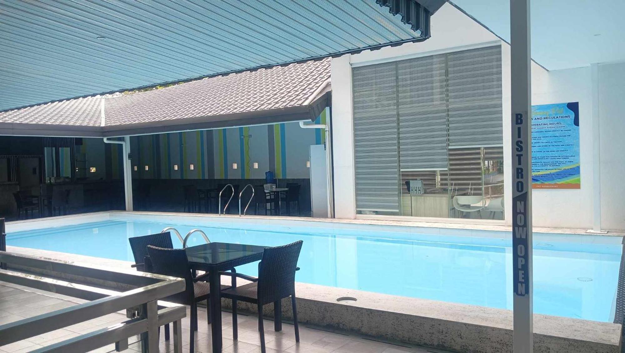 Chequers Suites Subic Bay Olongapo Bagian luar foto