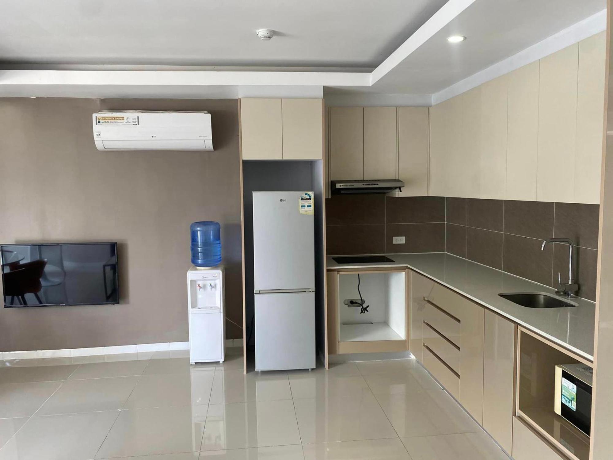 Chequers Suites Subic Bay Olongapo Bagian luar foto